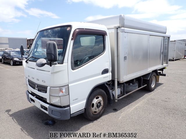 MITSUBISHI Canter