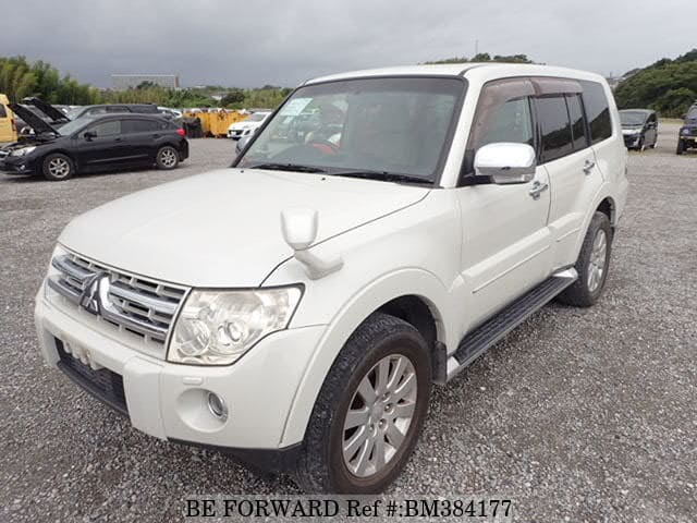 MITSUBISHI Pajero