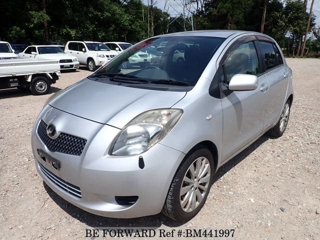 TOYOTA Vitz