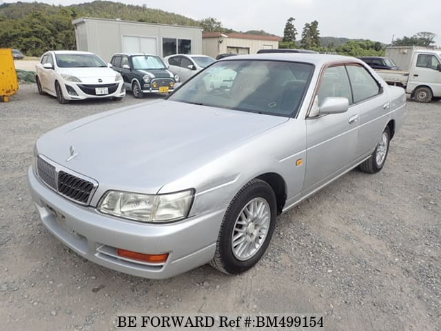 NISSAN Laurel