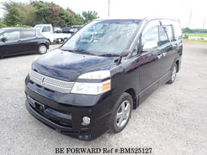 Used 2005 TOYOTA VOXY BM525127 for Sale