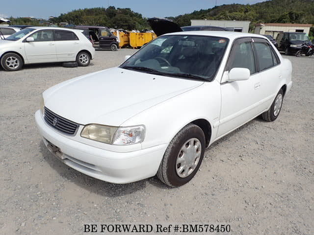 TOYOTA Corolla Sedan