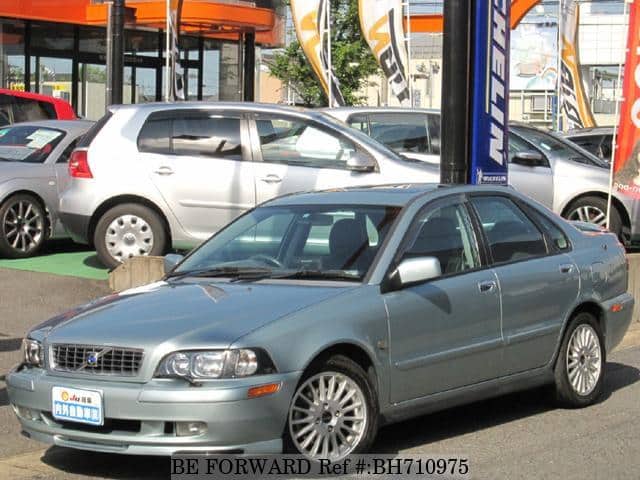 VOLVO S40