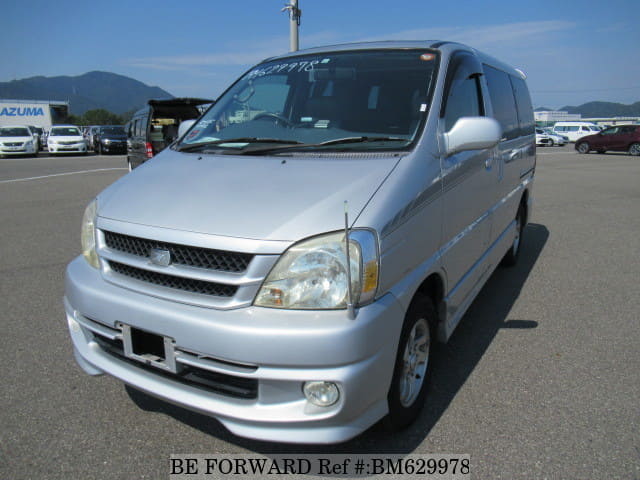 TOYOTA Touring Hiace