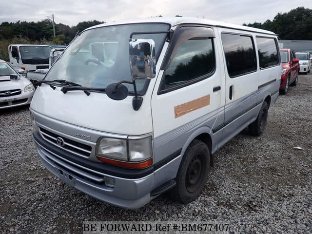 TOYOTA Hiace Van