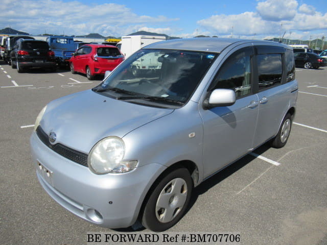 TOYOTA Sienta