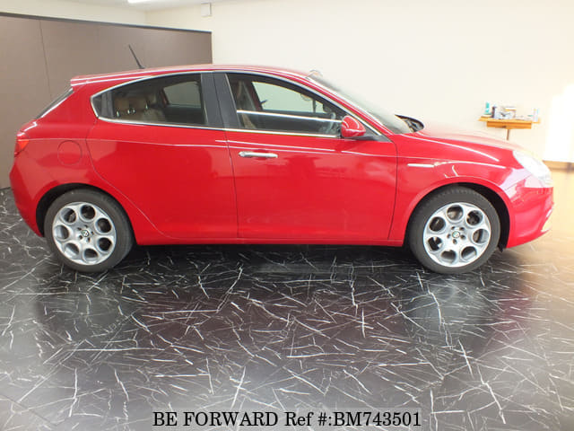 2013 ALFA ROMEO GIULIETTA image 3