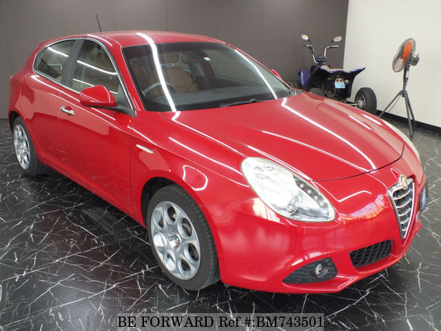 2013 ALFA ROMEO GIULIETTA image 2