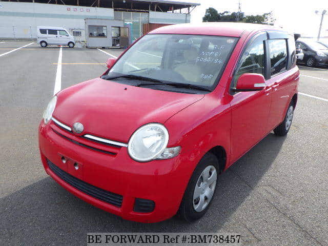 TOYOTA Sienta