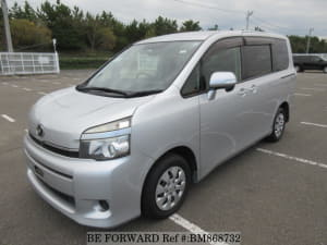 Used 2012 TOYOTA VOXY BM868732 for Sale