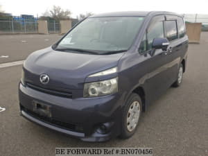 Used 2007 TOYOTA VOXY BN070456 for Sale