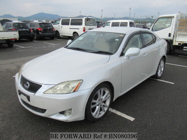 LEXUS IS