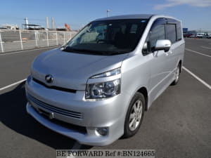 Used 2008 TOYOTA VOXY BN124665 for Sale
