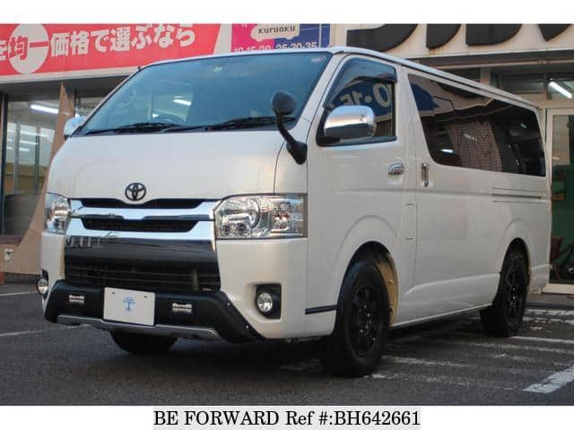 TOYOTA Regiusace Van