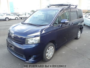 Used 2007 TOYOTA VOXY BN129612 for Sale