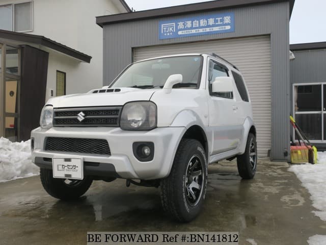 SUZUKI Jimny Sierra