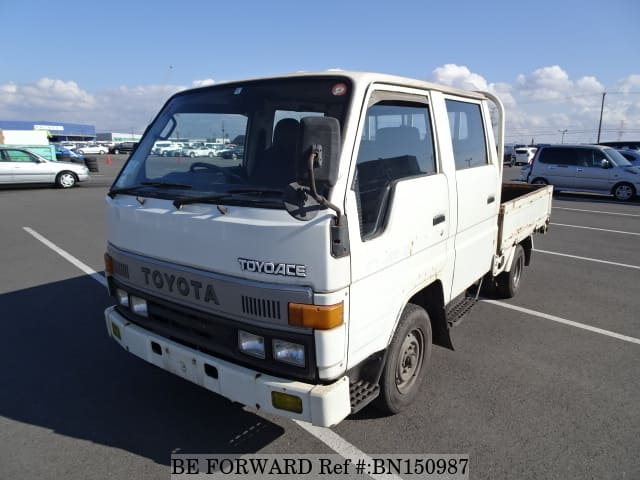 TOYOTA Toyoace