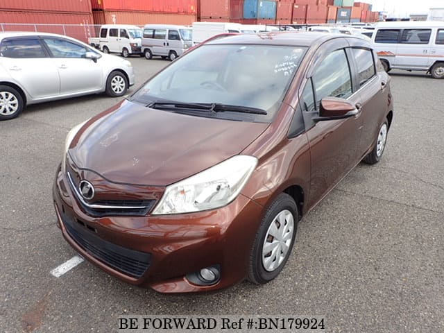 TOYOTA Vitz