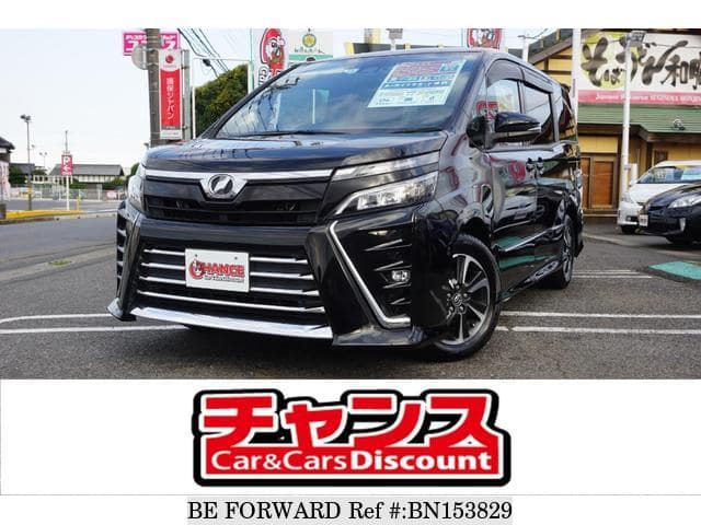 Used 2017 TOYOTA VOXY BN153829 for Sale