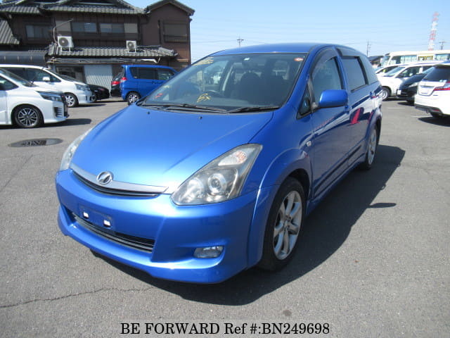 TOYOTA Wish