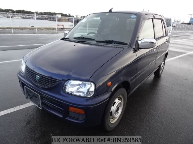 DAIHATSU Mira Moderno