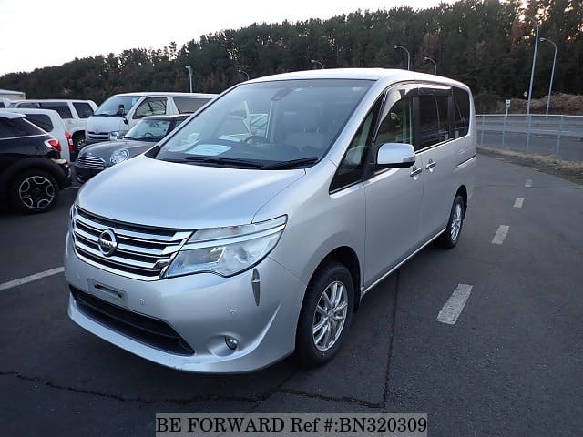 NISSAN Serena