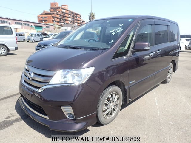 NISSAN Serena