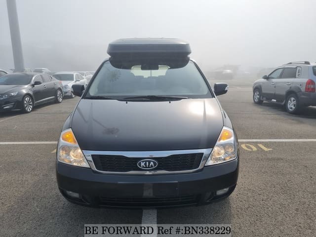 Used 2011 KIA GRAND CARNIVAL High Limousine 11-seater for Sale