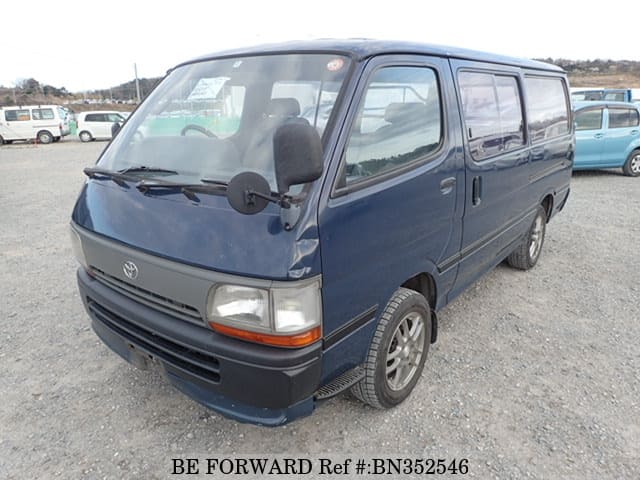 TOYOTA Hiace Van