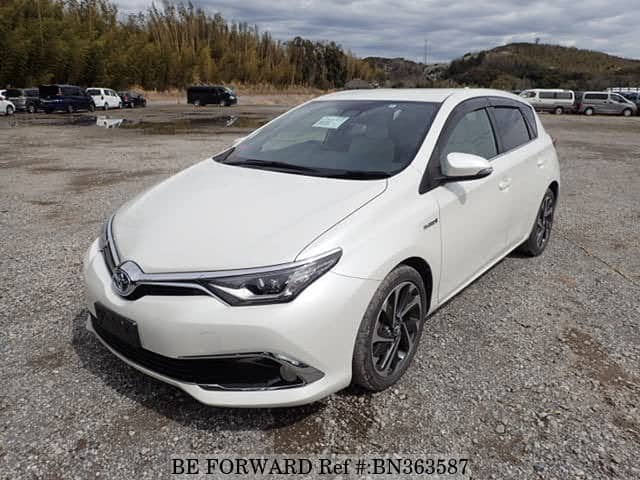 Toyota Auris Price in UAE, Images, Specs & Features