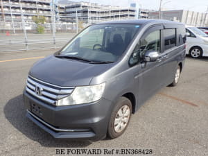 Used 2013 HONDA STEP WGN BN368428 for Sale