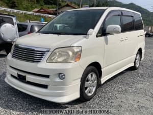 Used 2006 TOYOTA NOAH BK030564 for Sale