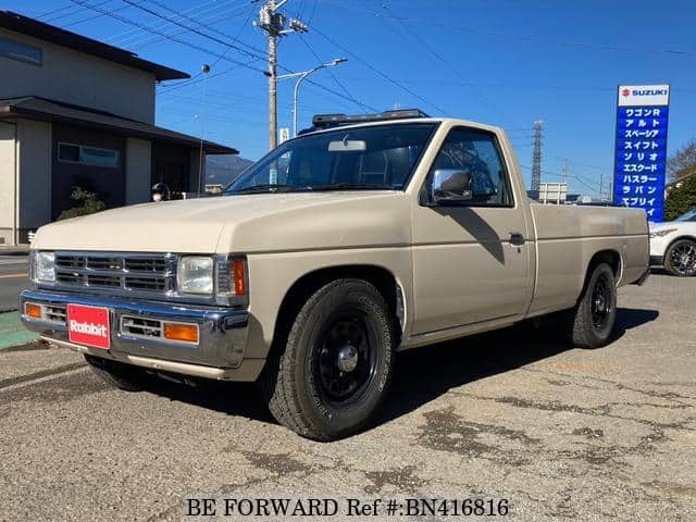 NISSAN Datsun Truck