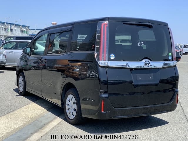 Used 2017 TOYOTA NOAH X/DBA-ZRR80G for Sale BN434776 - BE FORWARD
