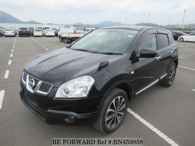 NISSAN Dualis