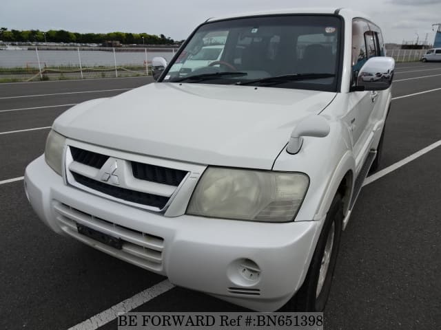 MITSUBISHI Pajero