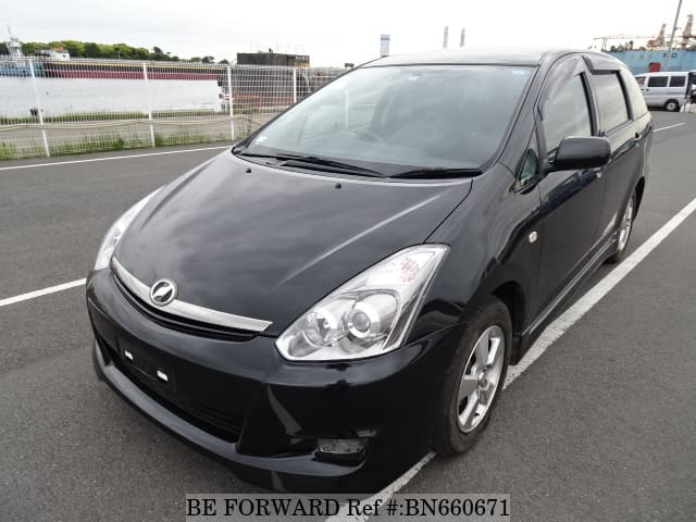 TOYOTA Wish