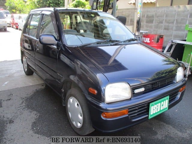 DAIHATSU Mira