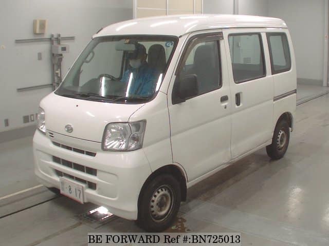 DAIHATSU Hijet Cargo