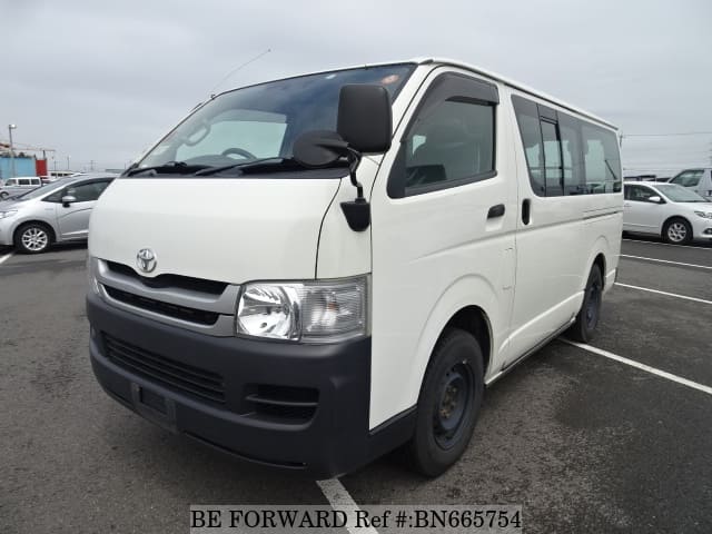 TOYOTA Hiace Van