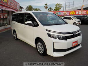 Used 2016 TOYOTA VOXY BN744770 for Sale