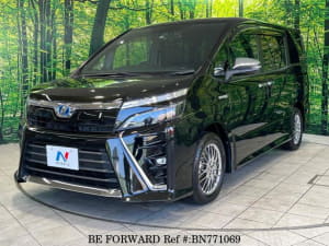 Used 2018 TOYOTA VOXY BN771069 for Sale