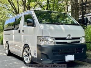 Used 2011 TOYOTA HIACE VAN BN774337 for Sale