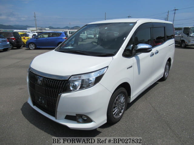 Used 2016 TOYOTA ESQUIRE HYBRID GI BLACK TAILORED/DAA-ZWR80G for