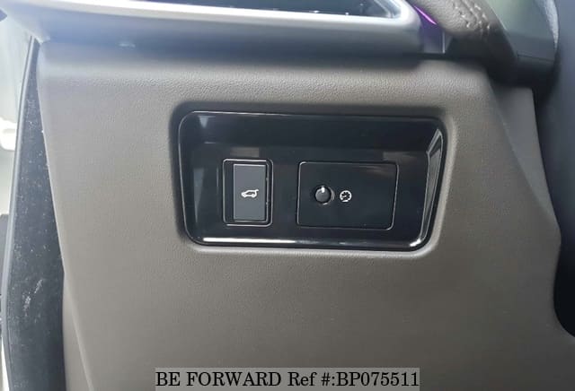 2018 JAGUAR F-PACE S.KEY+NAVI+R.CAM+P.SUN+P.TRUNK image 29