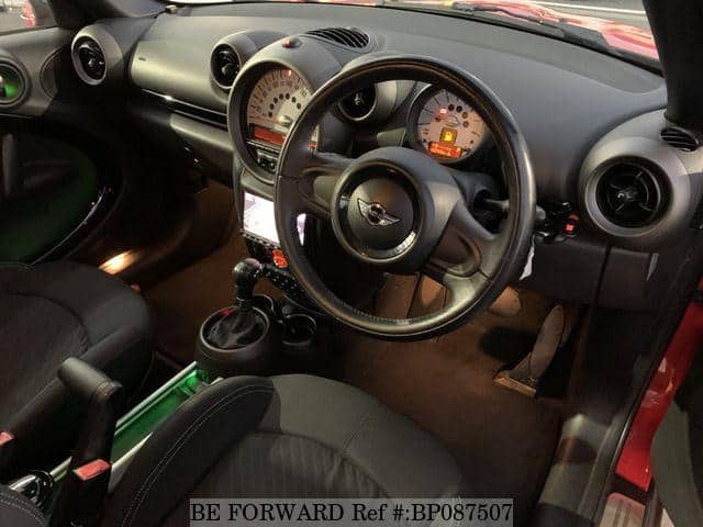 2013 BMW MINI image 3