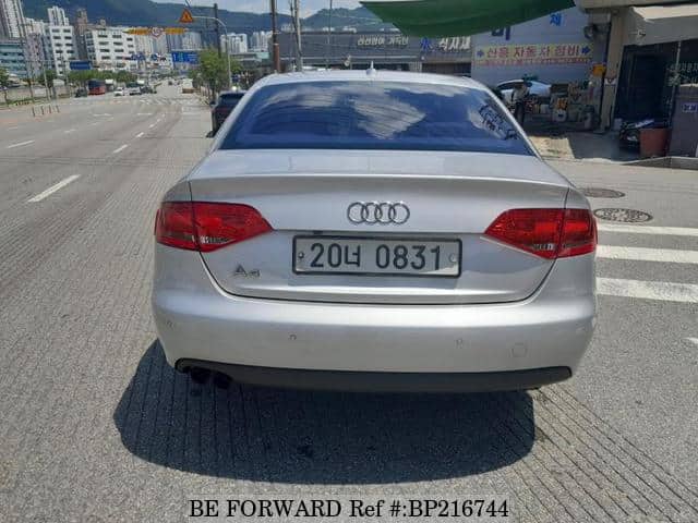 2011 AUDI A4 image 3