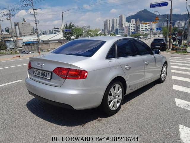 2011 AUDI A4 image 4
