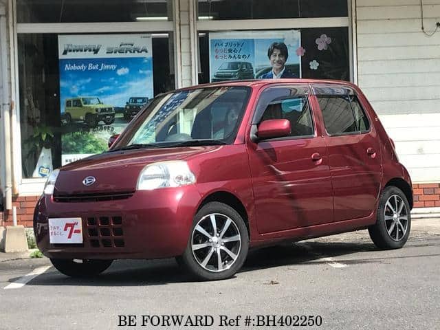 DAIHATSU Esse