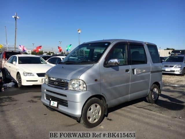 DAIHATSU Atrai Wagon